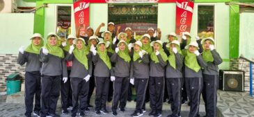 Luar Biasa! Srikandi Kemenag Sampang Juarai Lomba Gerak Jalan Putri HUT RI Ke-79 Kabupaten Sampang*