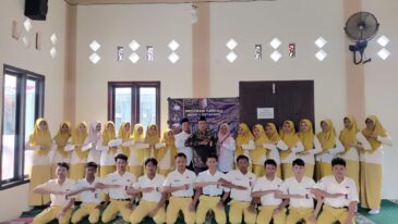 Aktif Dampingi Sekolah, Pengawas PAI Kemenag Sampang : Pastikan Program SRC dan SMB Berjalan Baik