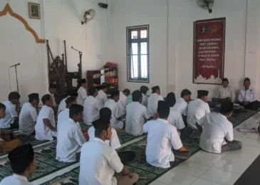 Penyuluh Agama KUA Pangarengan Teguhkan Rukun Islam di Rutan IIB Sampang