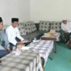 Dekatkan Layanan, KUA Omben Terjun Langsung Layani Konsultasi Wakaf