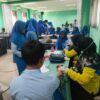 Ratusan Siswa MTsN 1 Sampang Jalani Cek Kesehatan Massal