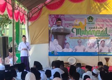 MTsN 1 Sampang Peringati Maulid Nabi dengan Meriah dan Penuh Khidmat