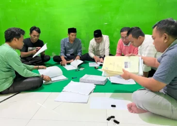 KUA Robatal Tertibkan Arsip, Wujudkan Layanan Publik yang Profesional