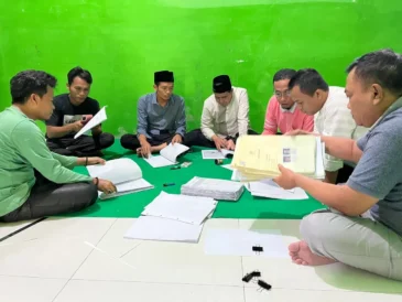 KUA Robatal Tertibkan Arsip, Wujudkan Layanan Publik yang Profesional
