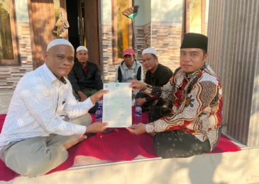 Tak Kenal Jam Dinas, Kepala KUA Camplong Tetap Layani Umat Hingga di Luar Jam Kerja