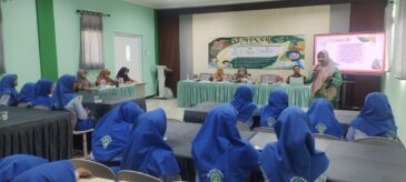 MTsN 1 Sampang Cetak Generasi Sehat Lewat Seminar “Pola Hidup Sehat di Madrasah”