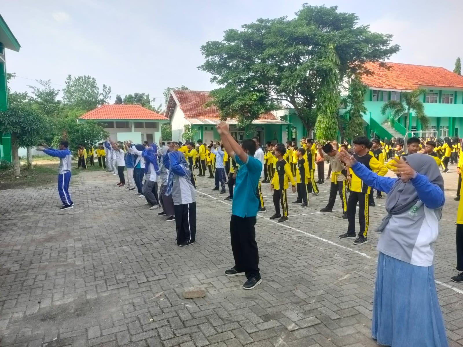 WhatsApp Image 2025-10-27 at 11.10.34