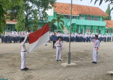 Kepala MTsN 1 Sampang: Pemuda Kini Tak Lagi Dijajah Senjata, Tapi Kebodohan dan Moral!